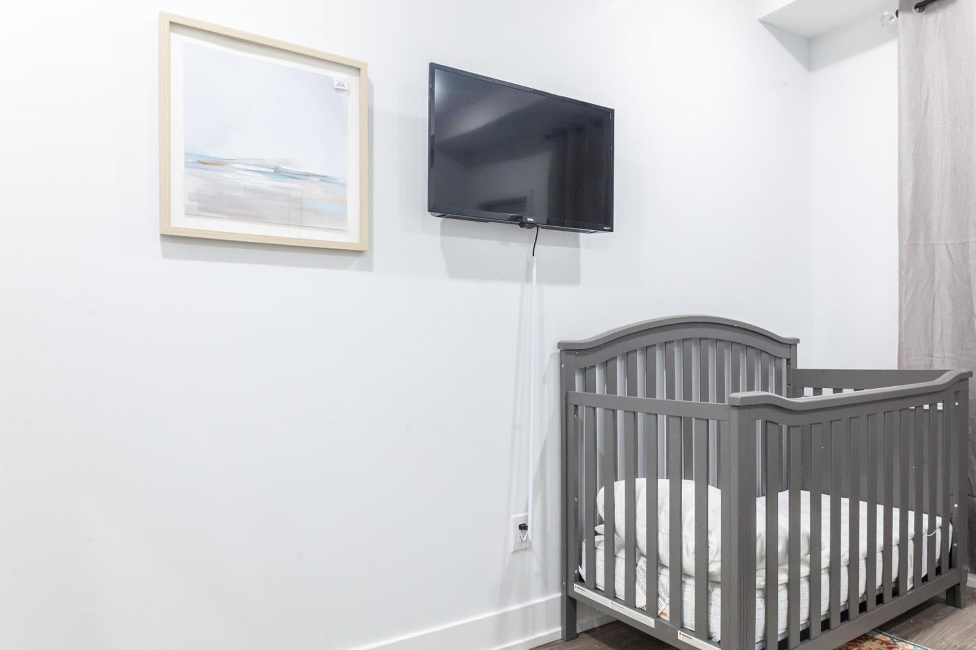 4bd4bath-cribtemplepingpong-wdwifidesk * Philadelphia